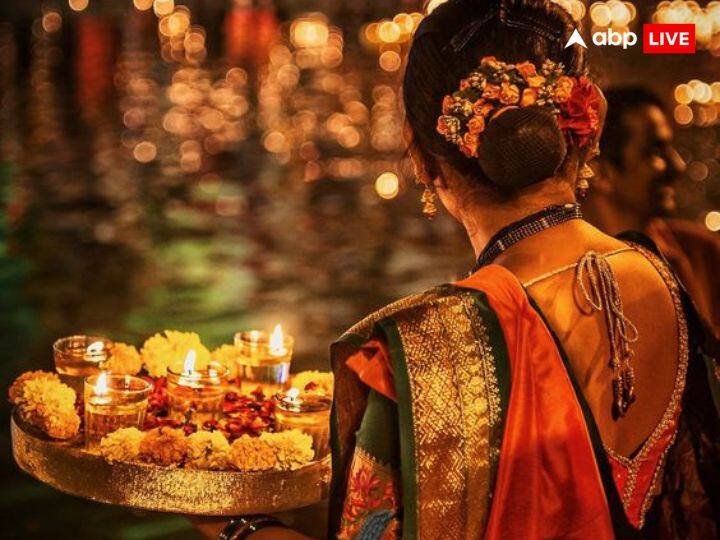 अगर गुरूवार के दिन आप पीले रंग के कपड़े पहनते हैं तो लोग आपसे बहुत ज्यादा आकर्षित होते हैं इससे निकलने वाली तरंगों से हमारा आत्मविश्वास बढ़ता है, जिससे हम अधिक आकर्षक नजर आते हैं इसके साथ ही पीला रंग पहन कर व्यक्ति खुश रहता है.