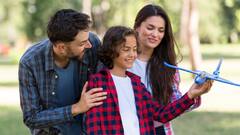 जब महंगे खिलौने के लिए जिद करे बच्चा तो न हों परेशान, इन टिप्स से उसे करें हैंडल