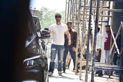 Ranbir Kapoor, Alia Bhatt And Neetu Kapoor Visit Under-Construction Bungalow In Bandra - See Pics