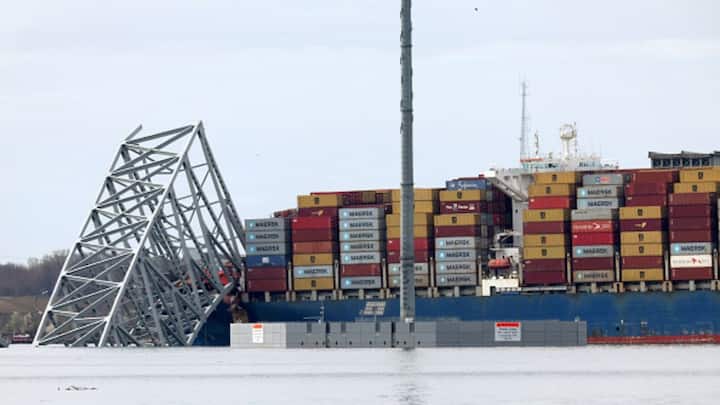 With the ship barreling toward the bridge at “a very, very rapid speed,” authorities had just enough time to stop cars from coming over the bridge, Maryland Governor Wes Moore said, AP reported. (Image Source: Getty Images)