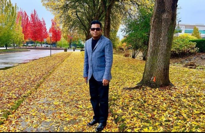 वहीं एआर रहमान की नेटवर्थ की बात करें तो डीएनए की रिपोर्ट के मुताबिक म्यूजिक कंपोजर-सिंगर की कुल नेटवर्थ 1728 करोड़ रुपए है.