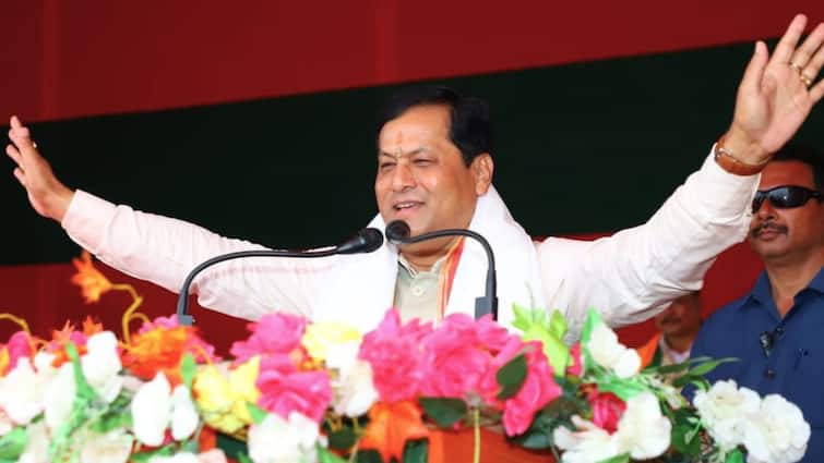 People Of Assam Will Never Forget Atrocities Faced Under Congress: Former CM Sarbananda Sonowal People Of Assam Will Never Forget Atrocities Faced Under Congress: Former CM Sarbananda Sonowal
