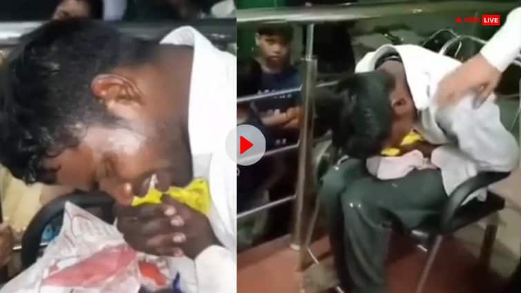 shahjahanpur devotee reached hospital with idol of laddu gopal for treatment emotional video goes viral Video: 'मेरे लड्डू गोपाल को चोट लग गई है, इलाज कर दो...', एंबुलेंस से मूर्ति लेकर अस्पताल पहुंचा युवक
