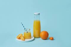 Unhealthy Juice : वॉक केल्यानंतर तुम्हीही हेल्दी म्हणून बाहेर आढळणारा ओपन ज्यूस पित आहात का, तर जाणून घ्या त्याचे तोटे !