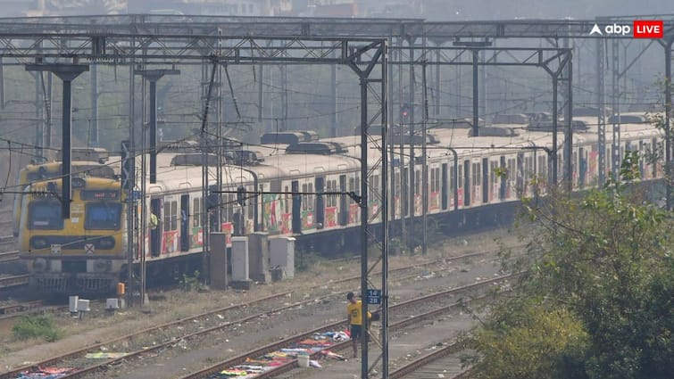 रेल यात्रियों को बड़ी राहत! इन ट्रेनों में करें सिर्फ 10 रुपये में यात्रा, देखिए पूरी लिस्ट रेल यात्रियों को बड़ी राहत! इन ट्रेनों में करें सिर्फ 10 रुपये में यात्रा, देखिए पूरी लिस्ट