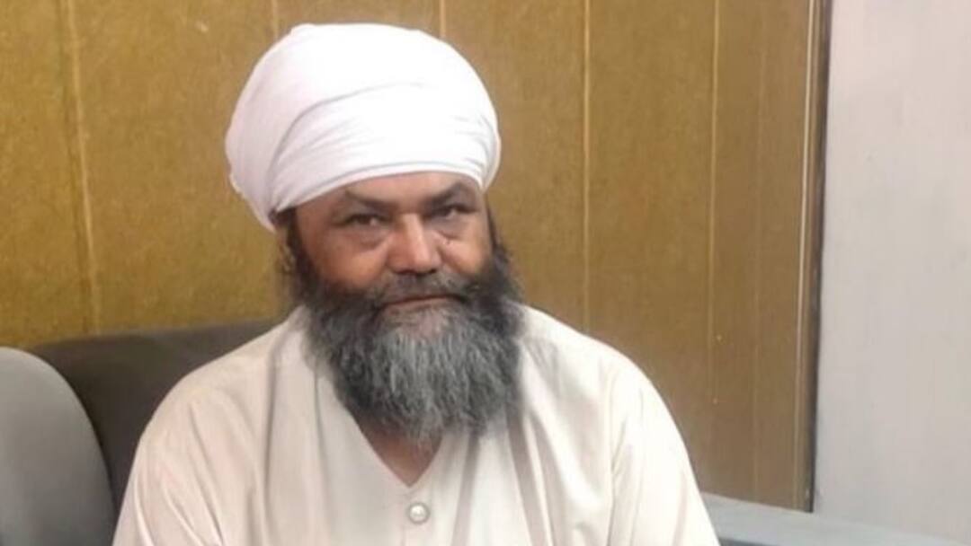 Baba Tarsem Singh: जानें- कौन थे बाबा तरसेम सिंह? हत्या के बाद सिखों में बढ़ा आक्रोश, सीएम धामी भी कर चुके हैं मुलाकात Who is Baba Tarsem Singh Shot Dead in Nanakmatta Sahib Gurdwara Udham Singh Nagar Baba Tarsem Singh: जानें- कौन थे बाबा तरसेम सिंह? हत्या के बाद सिखों में बढ़ा आक्रोश, सीएम धामी भी कर चुके हैं मुलाकात