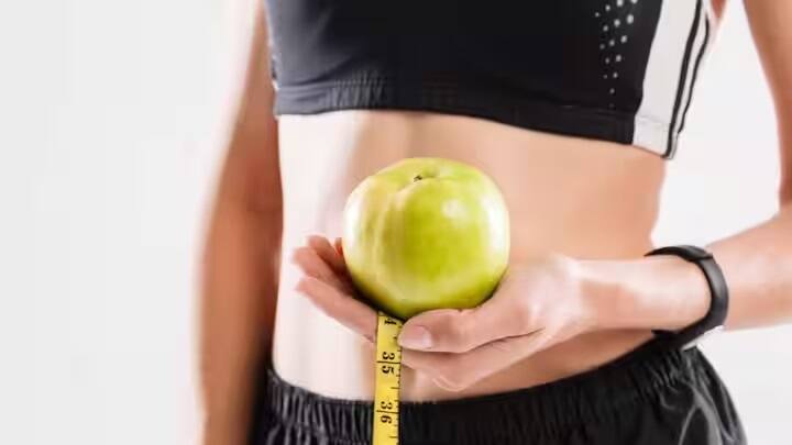 ઓઇલી ફૂડને  અવોઇડ કરો,. જે કોલેસ્ટ્રોલ અને ફેટ વધારશે. બહારનું જંક અને ફાસ્ટ ફૂડ ન ખાઓ