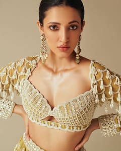 Neha Shetty: లెహంగాలో మెరిసిన నేహా శెట్టి - డ్రీమ్స్‌ కోసం పరుగులు పెడుతున్నానంటూ ఇంట్రెస్టింగ్‌ పోస్ట్