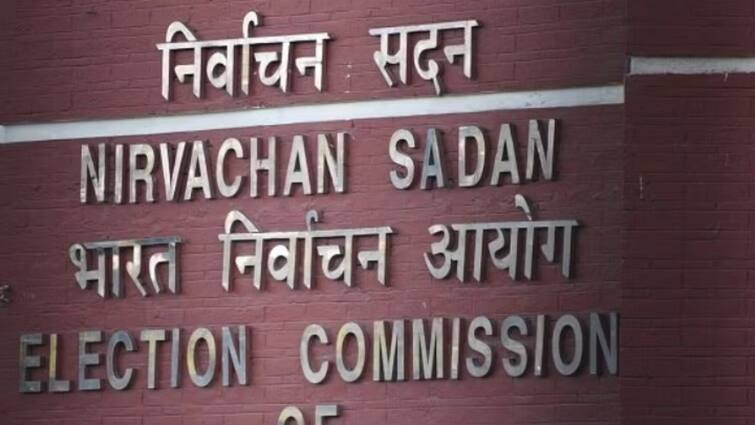 Lok Sabha Election 2024: यूपी में दूसरे चरण की 8 सीटों में से 7 पर था बीजेपी का कब्जा, 1 सीट पर जीती थी सपा Lok Sabha Election 2024 UP elections nomination Second phase started on today for 8 seats ann Lok Sabha Election 2024: यूपी में दूसरे चरण की 8 सीटों में से 7 पर था बीजेपी का कब्जा, 1 सीट पर जीती थी सपा
