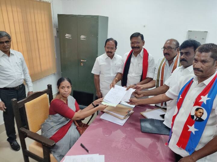 Salem DMK Parliamentary Constituency Candidate TM Selvaganapathy Acceptance of Nomination - TNN Lok Sabha Election 2024: சேலம் திமுக வேட்பாளர்  டி.எம்.செல்வகணபதி வேட்புமனு ஏற்பு