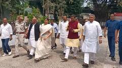 जेडीयू के टिकट से संतोष कुशवाहा ने पूर्णिया से किया नामांकन, बीमा भारती पर क्या बोले विजय चौधरी?