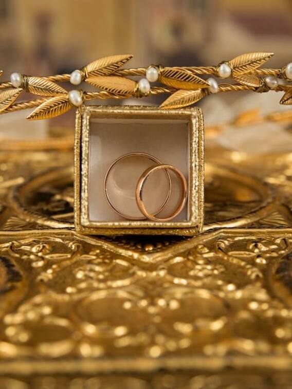 घर में कितना सोना रख सकते हैं, जानें नियम