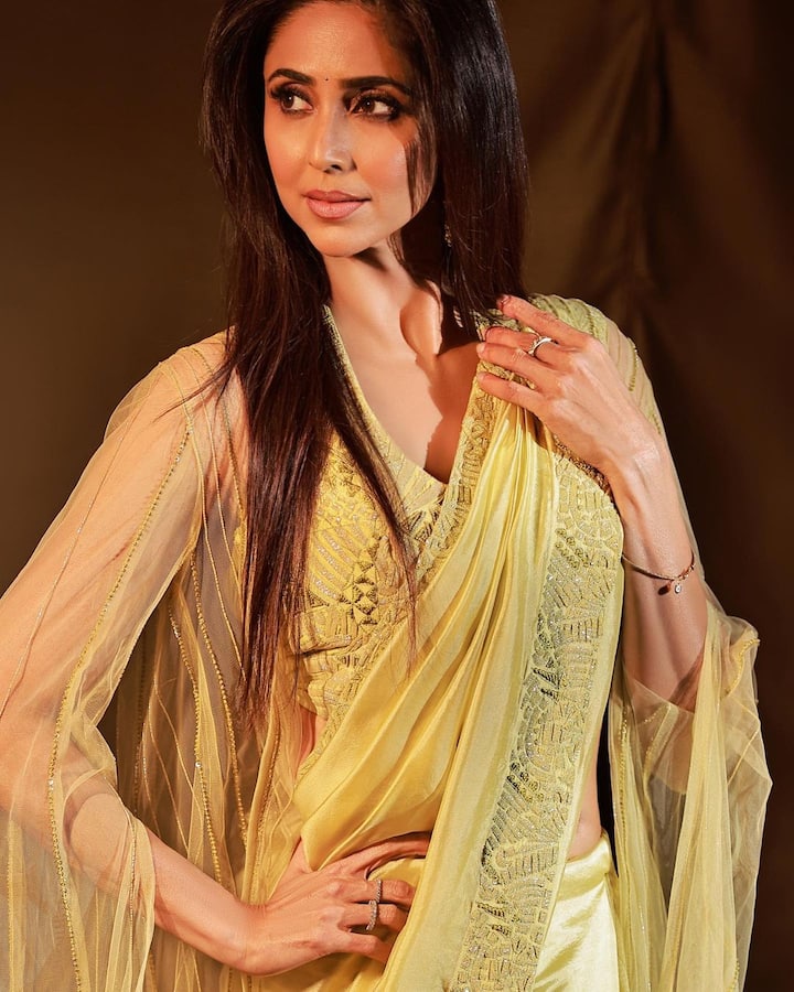 गौतमी को शो 'कहता है दिल' में 'डॉ जया आदित्य प्रताप सिंह' की भूमिका के लिए भी याद किया जाता है. गौतमी ने कईं हिट सीरियल किए. इस दौरान एक्ट्रेस की कमर्शियल फोटोग्राफर मधुर श्रॉफ से शादी हो गई थी.