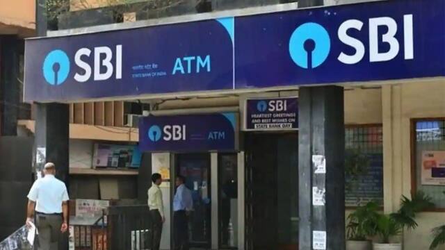 SBI Debit Card Charges: ఎస్బీఐ కస్టమర్లకు భారీ షాక్, మీ కార్డులు మాకొద్దు మహాప్రభో అనేలా ఉన్నారు!