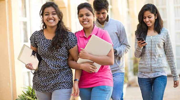 Top Arts Courses In India After Class 12 Education Options Top Courses In India For Arts Students After Completing 12th