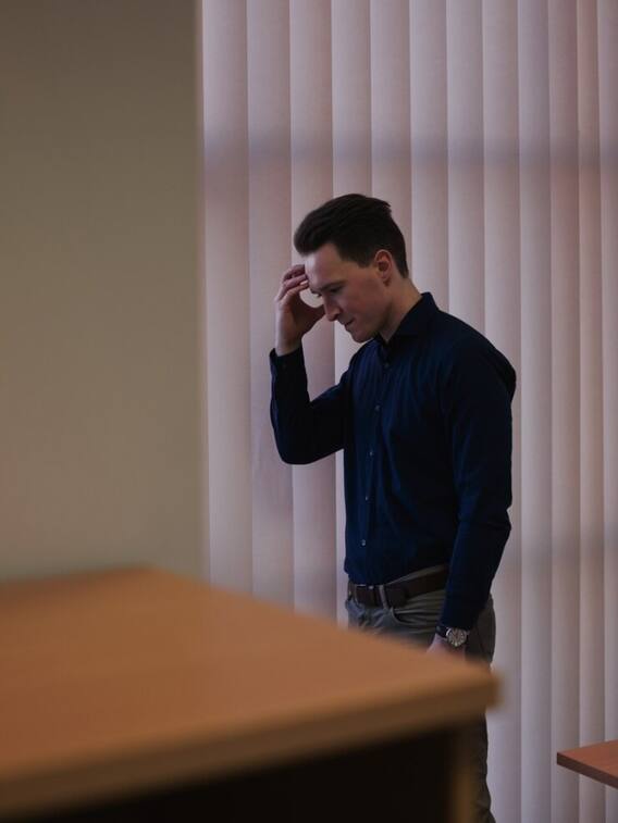 मर्दों में डिप्रेशन के लक्षण होते हैं अलग, जान लीजिए