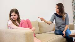 पेरेंट्स की वे आदतें जो बच्चों को जिद्दी और बिगड़ैल बनाती है, जानें कैसे?