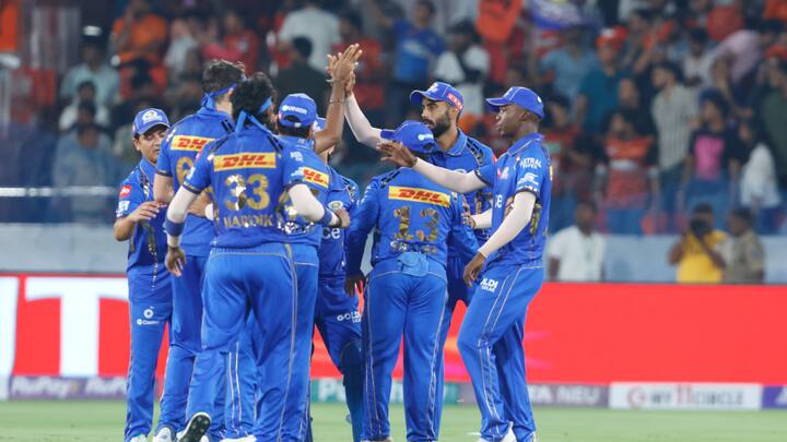 इस मैच में 38 छक्कों के अलावा 69 चौके लगे.  इससे पहले आईपीएल 2010 में चेन्नई सुपर किंग्स बनाम राजस्थान रॉयल्स मैच में 69 चौके लगे थे.  (फोटो क्रेडिट: सोशल मीडिया)