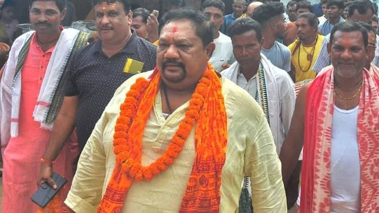 Lok Sabha Election 2024 Odisha Election MLA Surendra Singh Bhoi Quits Congress BJD 2 BJP Leaders Sukant Nayak Prakash Chandra Behera Naveen Patnaik Odisha MLA Surendra Singh Bhoi Quits Congress After 38 Years To Join BJD, 2 BJP Leaders Also Likely To Follow Suit