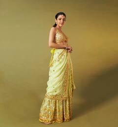 Neha Shetty PHOTO: એથનિક લુકમાં ગોર્જિયસ લાગી નેહા શેટ્ટી, જુઓ સુંદર તસવીરો