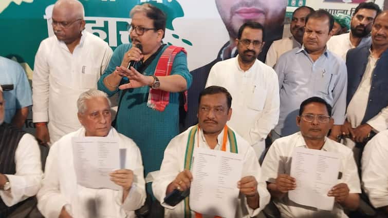 Bihar Lok Sabha Election 2024 INDIA Alliance Seat Sharing RJD Congress Left Parties Purnia Seat Polls ANN Bihar I.N.D.I.A Seat Sharing: आरजेडी, कांग्रेस और वाम दल में हो गया सीटों का बंटवारा, पूर्णिया पर बड़ा अपडेट
