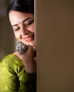 Anasuya Bharadwaj: పంజాబీ డ్రెస్సులో రంగమ్మత్త- ముసిముసి నవ్వులతో గిలిగింత