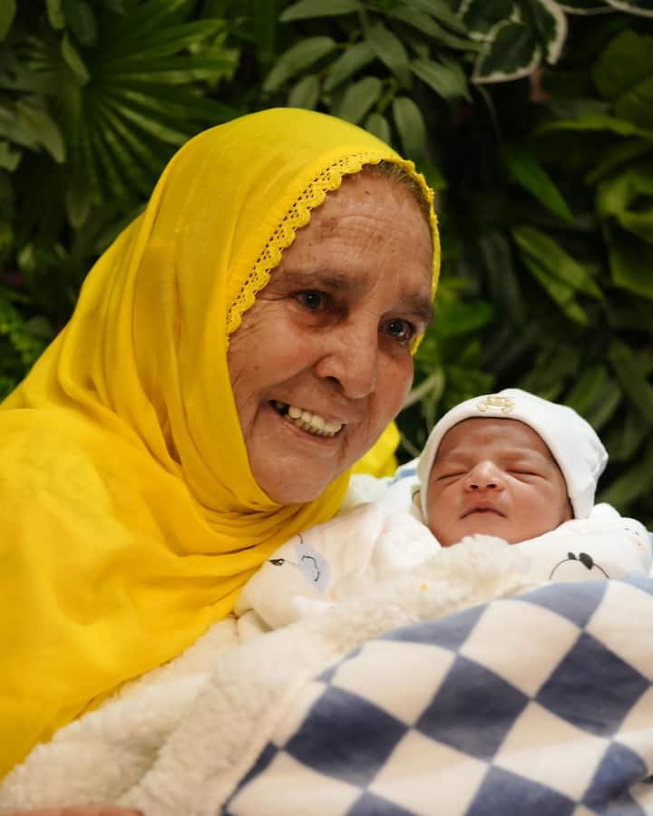 ਮੁੱਖ ਮੰਤਰੀ ਭਗਵੰਤ ਮਾਨ ਆਪਣੇ ਕਾਫਲੇ ਨਾਲ ਡਾ. ਗੁਰਪ੍ਰੀਤ ਕੌਰ ਅਤੇ ਆਪਣੀ ਪਰਿਵਾਰ ਸਮੇਤ ਘਰ ਪਹੁੰਚ ਗਏ ਹਨ