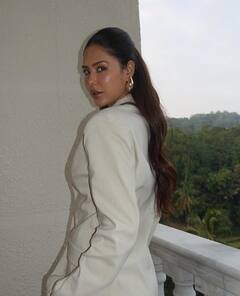 Sonam Bajwa: ਸੋਨਮ ਬਾਜਵਾ ਨੇ ਕੁੱਤੇ ਨੂੰ ਕੀਤਾ KISS, ਤਸਵੀਰਾਂ ਵੇਖ ਯੂਜ਼ਰ ਬੋਲਿਆ- 'ਕਾਸ਼ ਮੈਂ ਬਣ ਸਕਦਾ ਇਹ ਕੁੱਤਾ'