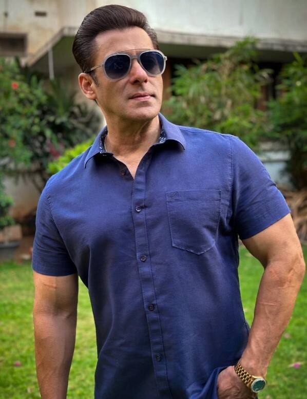 इसके बाद हर सीजन के साथ सलमान खान की फीस में भी इजाफा हुआ है.आज वे टीवी के सबसे महंगे होस्ट बन चुके हैं.