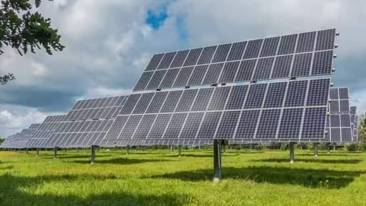 Solar Panel: સોલર પેનલથી એક દિવસમાં કેટલા યૂનિટ વિજળી બને ? પહેલા જાણી લો આ જવાબ