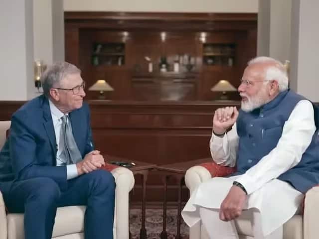 PM Modi Bill Gates Live interview talks on ai technology and digital revolution in india marathi news PM Modi Bill Gates Live : आमच्याकडे बाळ 'आई' आणि 'AI' दोन्ही म्हणतं! एआयवर बोलताना मोदींच्या बिल गेट्सशी मनमोकळ्या गप्पा, म्हणाले..