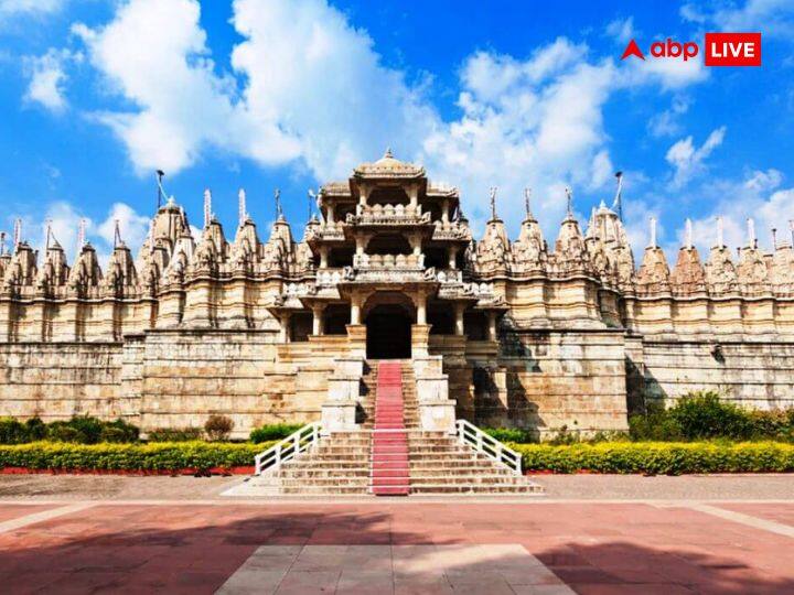 दिलवाड़ा का जैन मंदिर: राजस्थान के सिरोही जिले के माउंट आबू में यह मंदिर है, जोकि जैन धर्म के लोगों का महत्वपूर्ण तीर्थस्थल माना जाता है. यह मंदिर अपनी भव्यता,नक्काशी, वास्तुकला और शिल्पकारी के लिए मशहूर है. कहा जाता है कि इस मंदिर का निर्माण चालुक्य राजाओं द्वारा 11वीं से 13वीं शताब्दी में कराया गया था.