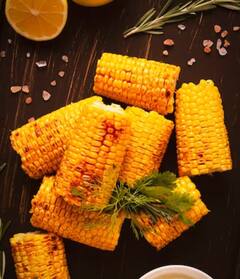 Crispy Corn: तमाम कोशिशों के बाद भी नहीं आता रेस्टोरेंट जैसा स्वाद? तो यहां से लें कुरकुरे कॉर्न्स बनाने के टिप्स