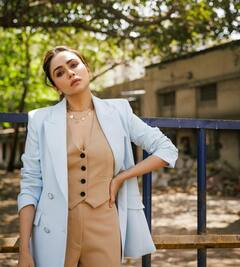 Amruta Khanvilkar: अमृता खानविलकरचा सटल लूक; फोटो चर्चेत!