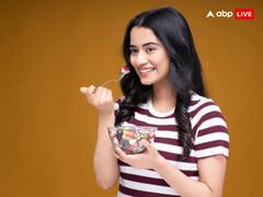 Vastu Shastra: खाना खाते समय इस दिशा में मुख दिला सकता है आपको जीवन में समृद्धि