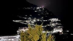 पहाड़ों पर बसे हैं देवी माता के ये प्रसिद्ध मंदिर, नवरात्रि में दर्शन के लिए अभी बुक करें टिकट