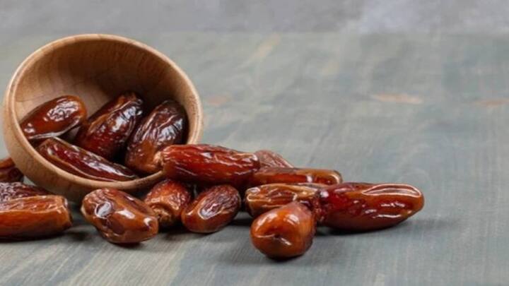 Dates Benefits: પલાળેલી ખજૂર ખાવાથી શરીરમાં થાય છે અઢળક ફાયદાઓ, જાણો તેના વિશે