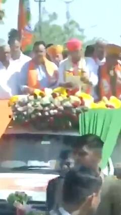 गजेंद्र सिंह शेखावत ने राजस्थान के मुख्यमंत्री के साथ किया रोड शो । abp shorts