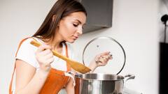 Cooking Tips : क्या आप प्रेशर कुकर इस्तेमाल करने का सही तरीका जानती हैं, नहीं तो यहां जानें