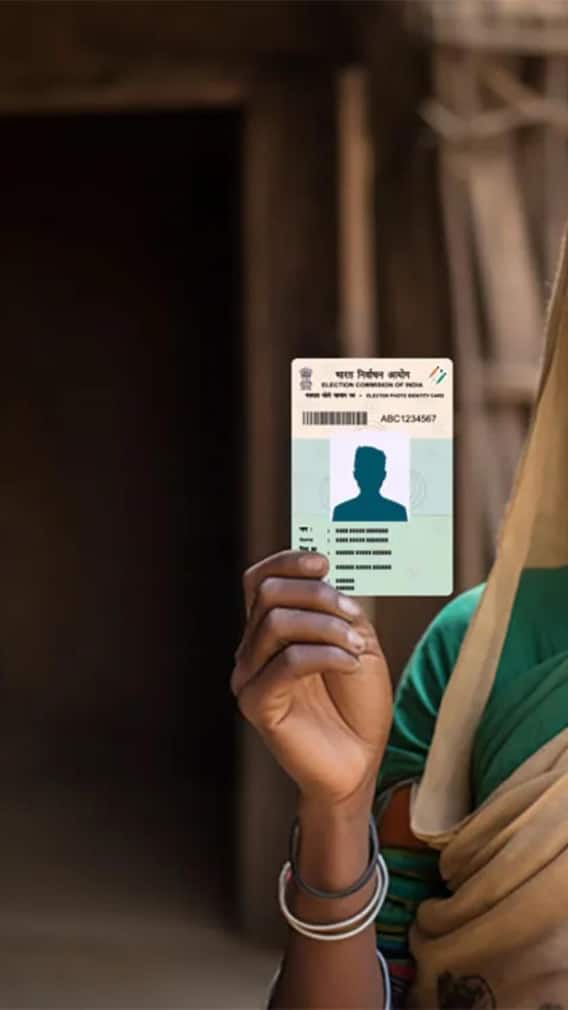 अगर रखे दो Voter ID कार्ड तो हो सकती है 1 साल की जेल