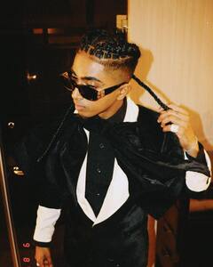 करोड़ों की ज्वैलरी, लग्जरी कारों का कलेक्शन, बिग बॉस 16 विनर MC Stan के पास हैं तमाम महंगी चीजें, कीमत जान उड़ जाएंगे होश