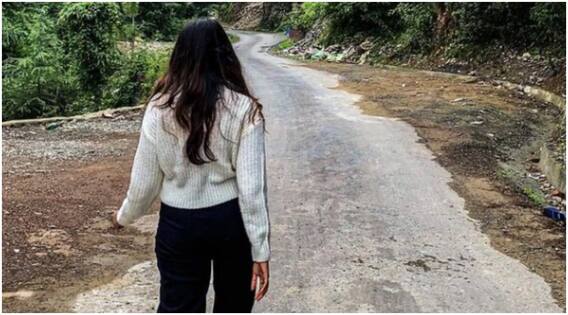 'मेरे करीब आया, मुझे अपनी ओर खींचा और...', 20 साल की उम्र में एक्ट्रेस ने किया कास्टिंग काउच का सामना 'मेरे करीब आया, मुझे अपनी ओर खींचा और...', 20 साल की उम्र में एक्ट्रेस ने किया कास्टिंग काउच का सामना