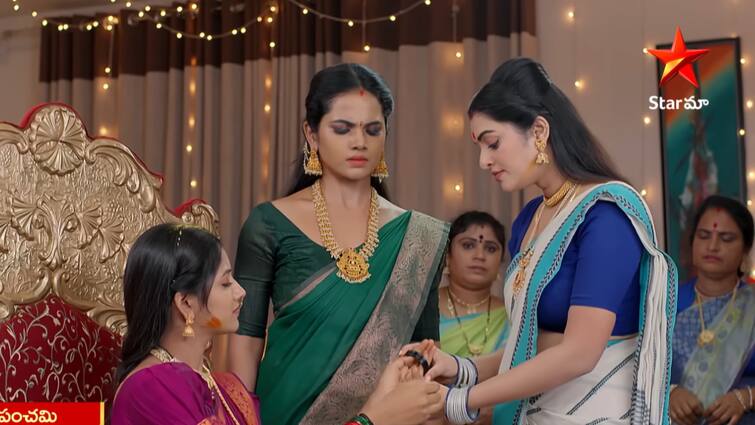 naga panchami serial today march 30th episode written update in telugu Naga Panchami Serial Today March 30th: 'నాగ పంచమి' సీరియల్: అదిరిపోయే సాక్ష్యంతో మోక్ష బండారం బయటపెట్టనున్న చిత్ర.. పంచమికి నల్లరంగు క్షుద్ర గాజులు వేసిన కరాళి!