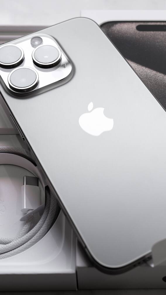 iOS18 To Be Loaded With AI Functionalities: Features