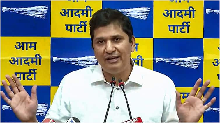 saurabh bhardwaj says popularity of bjp declining after cm arvind kejriwal arrest INDIA Bloc Rally: दिल्ली के मंत्री सौरभ भारद्वाज का दावा, 'CM केजरीवाल की गिरफ्तारी से गिर रहा BJP का ग्राफ'