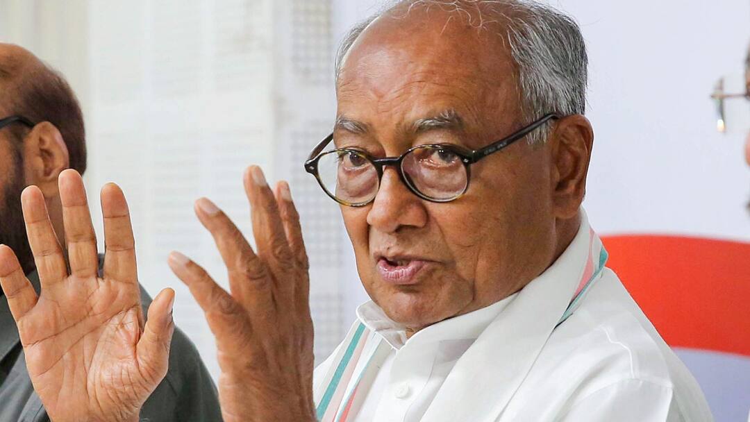 MP Politics: 'यह भी कह सकती थी कि लोकसभा की सभी 543 सीट जीतेगी', दिग्विजय सिंह का बीजेपी पर तंज Digvijaya Singh targets BJP says BJP does not believe in democracy Constitution MP Politics: 'यह भी कह सकती थी कि लोकसभा की सभी 543 सीट जीतेगी', दिग्विजय सिंह का बीजेपी पर तंज