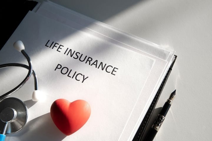 There is going to be a change in the insurance sector also from tomorrow.  Now the surrender value on policy surrender will depend on the number of years in which you have surrendered the policy.  The new rules will come into effect from April 1.