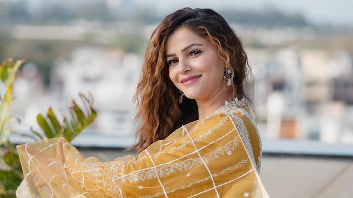 Rubina Dilaik is treating fans and followers to her stunning ethnic looks on Instagram, these days.