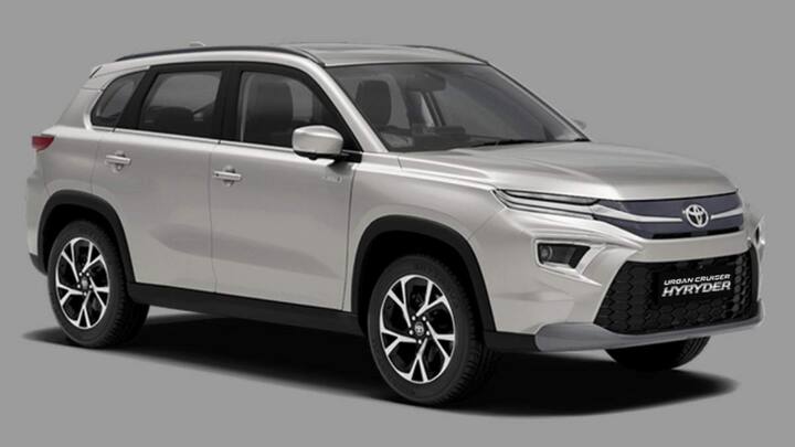 टोयोटा की कार भी रोड ट्रिप पर जाने के लिए एक बेहतर चॉइस है. टोयोटा अर्बन क्रूजर हायराइडर 27.97 kmpl का माइलेज देती है. टोयोटा के इस मॉडल में वायरलेस चार्जर की भी सुविधा है. हायराइडर की एक्स-शोरूम प्राइस 11.14 लाख रुपये से शुरू होती है और 20.19 लाख रुपये तक जाती है.
