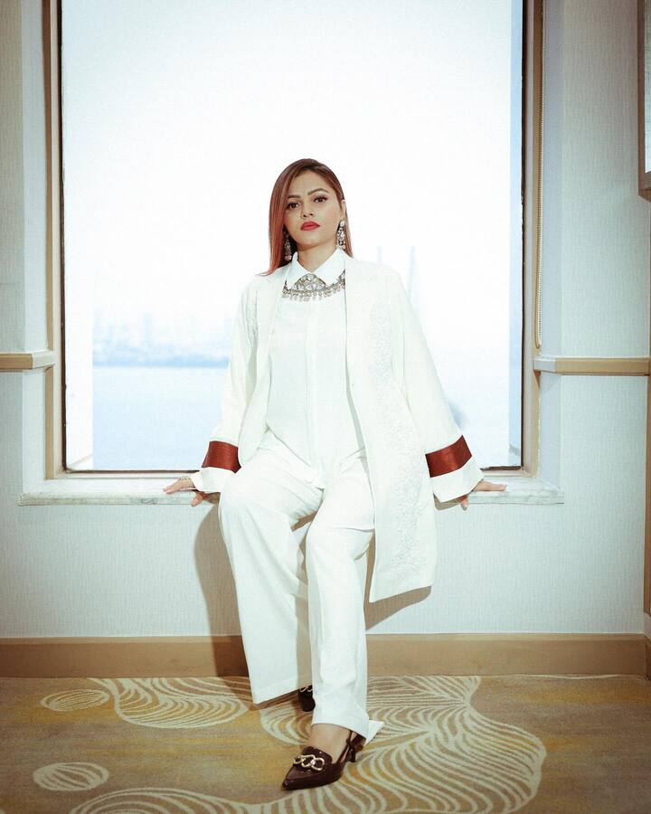 रुबिना दिलैक (Rubina Dilaik) ही छोट्या पडद्यावरील सर्वाधिक लोकप्रिय अभिनेत्री आहे.